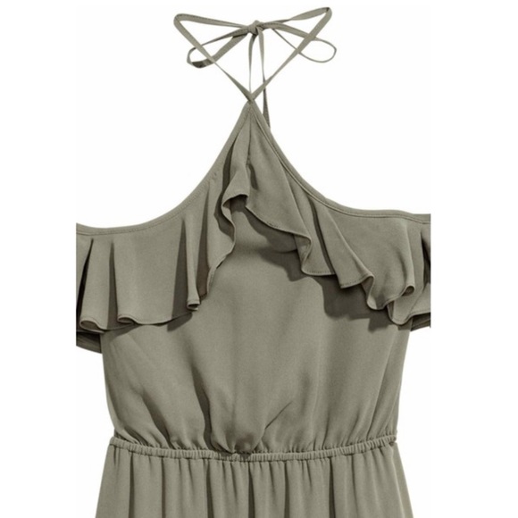 H&M Maxi Ruffle Halter Dress - Picture 2 of 9
